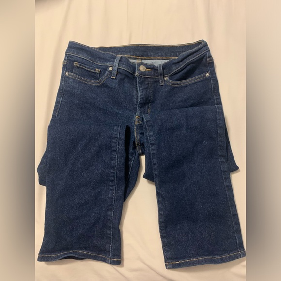 Women’s Levi’s - Picture 2 of 4